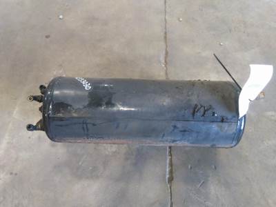 Mack Pinnacle CXU613 Air Tank for a Mack CXU613