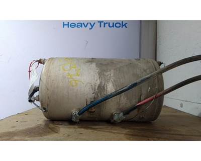 Mack Vision CXN613 Right Air Tank for a Mack CXN613