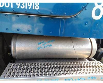 Peterbilt 335 Left Air Tank