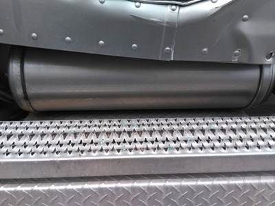Peterbilt 337 Air Tank
