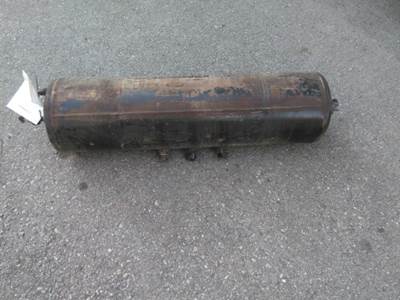 Peterbilt 357 Air Tank