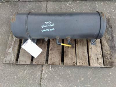 Peterbilt 386 Air Tank