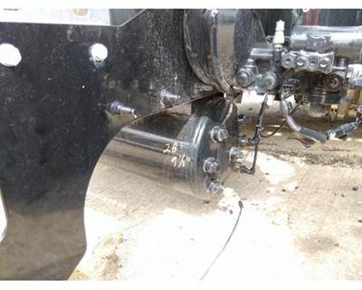 Peterbilt 536 Left Air Tank