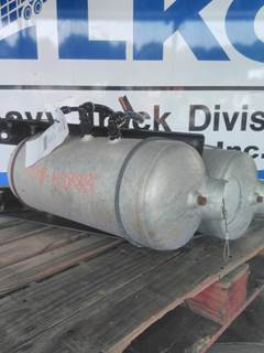 Peterbilt 579 Air Tank