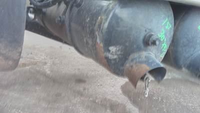 Peterbilt 579 Air Tank