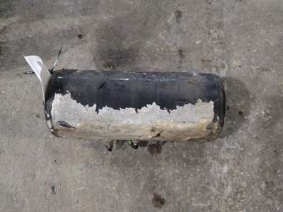 Peterbilt 579 Left Air Tank
