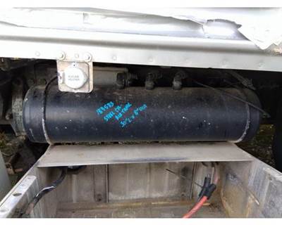 Peterbilt 579 Left Air Tank