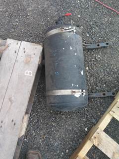 Volvo VNL Air Tank