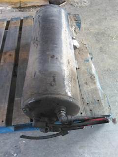 Volvo VNL Left Air Tank