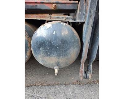 Volvo VNL Air Tank