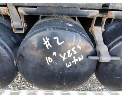 Volvo VNL Left Air Tank