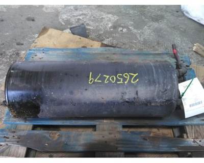 Volvo VNL Left Air Tank