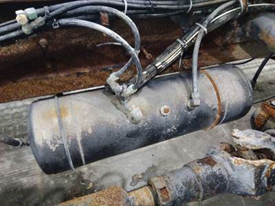 Western Star 5900 Left Air Tank
