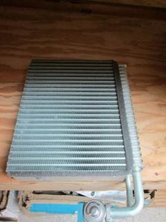 Freightliner Auxiliary A/C
