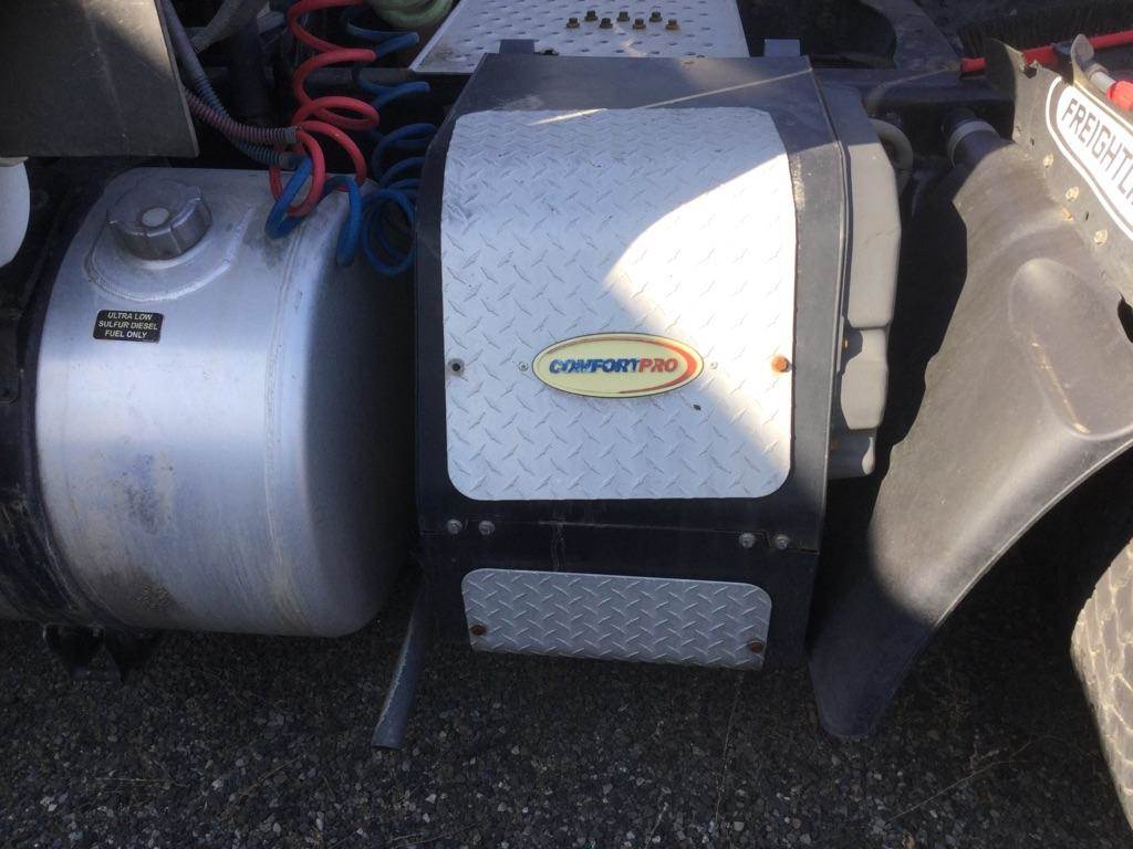 2016 Carrier CARRIER Auxiliary Power Unit (APU) for a Freightliner