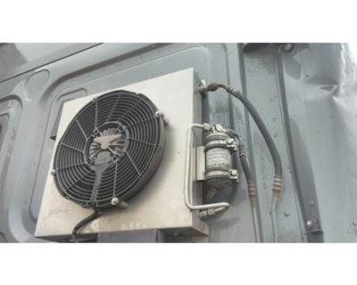 Freightliner Right Auxiliary Power Unit (APU) for a Transtex DCCLIMATE