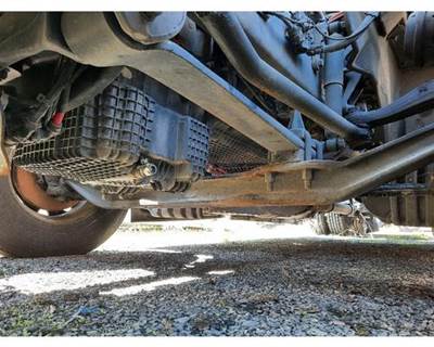 Detroit DA-F-12.5-3 Front Axle Assembly