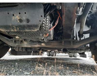 Detroit DA-F-13.3-3 Front Axle Assembly