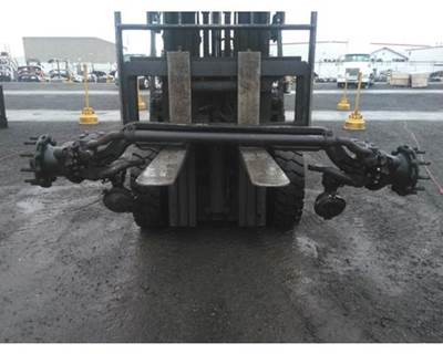 Eaton-Spicer D-2000W Front Axle Assembly