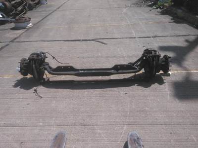 Eaton-Spicer D-700 Front Axle Assembly