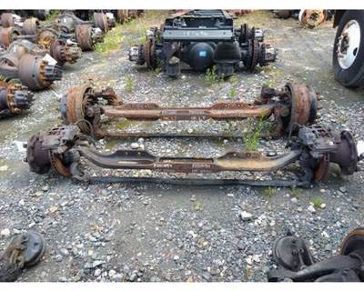 Eaton-Spicer D-800 Front Axle Assembly
