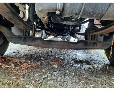 Eaton-Spicer E1002I Front Axle Assembly