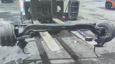 Eaton-Spicer E1200I Front Axle Assembly