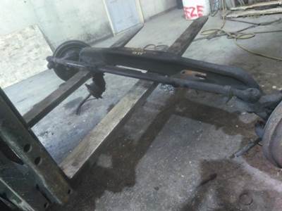 Eaton-Spicer E1202I Front Axle Assembly