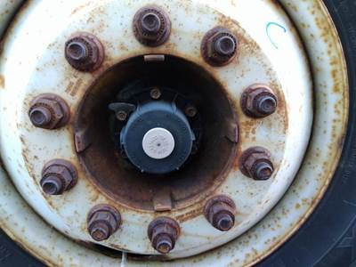 Eaton-Spicer I-100 Front Axle Assembly