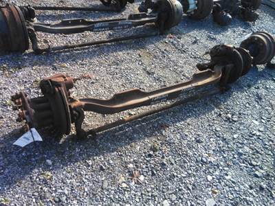 GMC 15996810 Front Axle Assembly