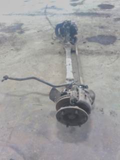 GMC Front Axle Assembly for a GMC CANNOT BE IDENTIFIED