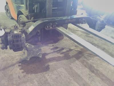 Hendrickson SteerTek Front Axle Assembly