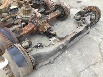 Mack Front Axle Assembly