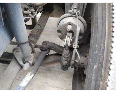 Mack 3QH590M Front Axle Assembly