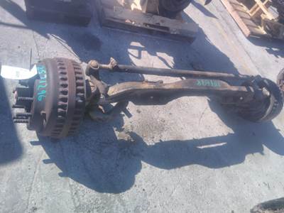 Mack Front Axle Assembly for a Mack CANNOT BE IDENTIFIED
