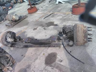 Mack Front Axle Assembly for a Mack CANNOT BE IDENTIFIED