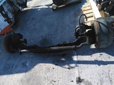 Mack Front Axle Assembly for a Mack CANNOT BE IDENTIFIED