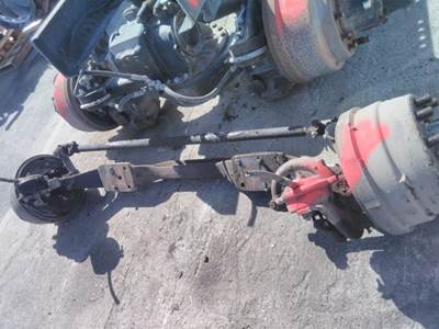 Mack Front Axle Assembly for a Mack CANNOT BE IDENTIFIED