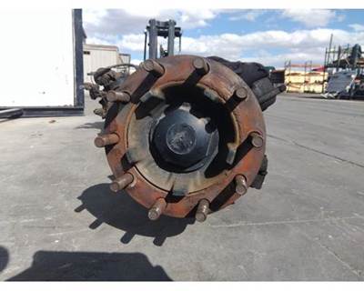 Mack Front Axle Assembly for a Mack CANNOT BE IDENTIFIED