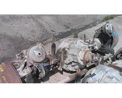 Oshkosh RS23160 Front Axle Assembly