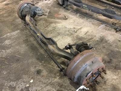 Mack 3QH590M Front Axle Assembly