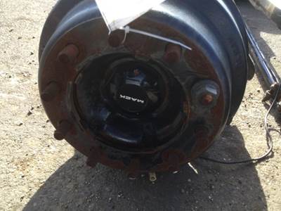 Mack Front Axle Assembly for a Mack CANNOT BE IDENTIFIED