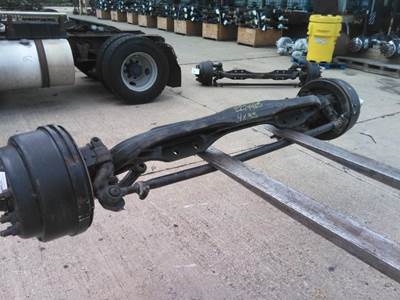 Eaton-Spicer I-200W Front Axle Assembly