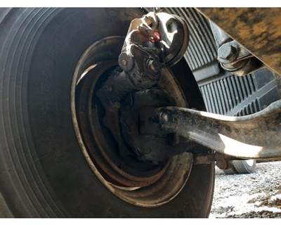 Volvo 22594657 Front Axle Assembly