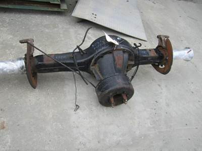 Eaton-Spicer 17060S Rear Axle Assembly