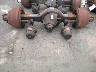 Eaton-Spicer 17060S Rear Axle Assembly