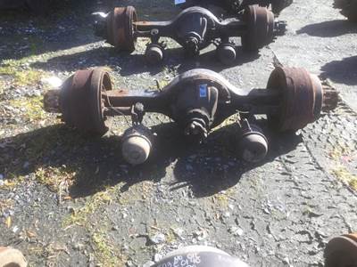 Eaton-Spicer 17060S Rear Axle Assembly