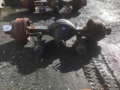 Eaton-Spicer 17060S Rear Axle Assembly
