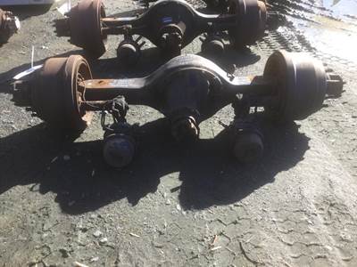 Eaton-Spicer 17060S Rear Axle Assembly