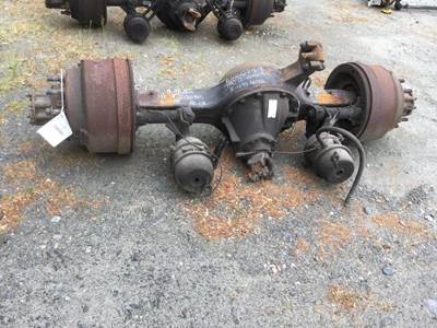 Eaton-Spicer 17060S Rear Axle Assembly